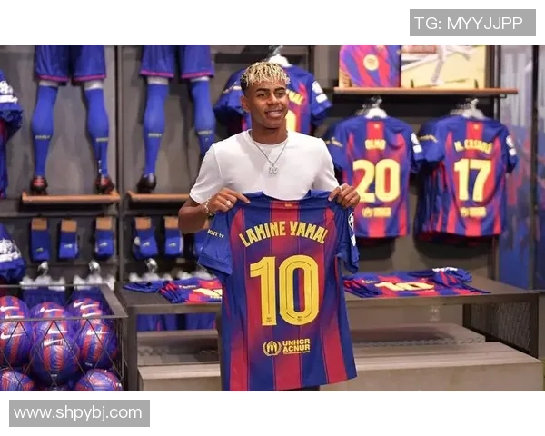 足球明星七个的传奇故事与他们对足球的热爱与奉献精神